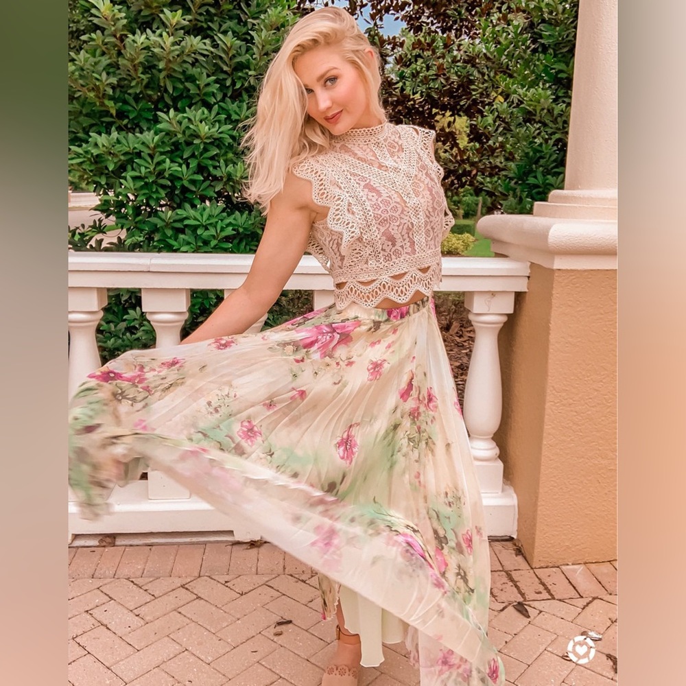 New FLORAL AND FRILL MAXI SKIRT - Picture 16 of 16